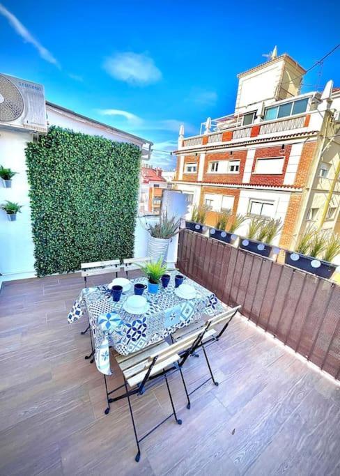 Elegant Rooftop By F2 Rental Home Valência Exterior foto